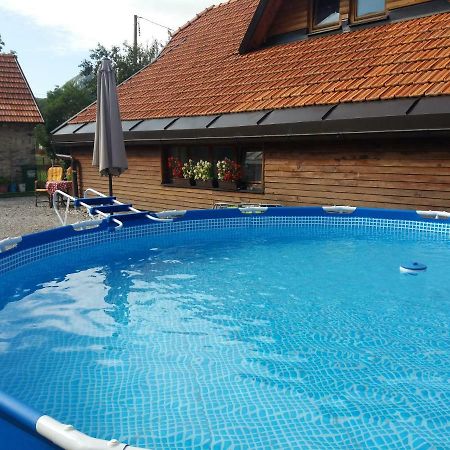 Kuca Za Odmor Dikka Brusane Lika Ngoại thất bức ảnh